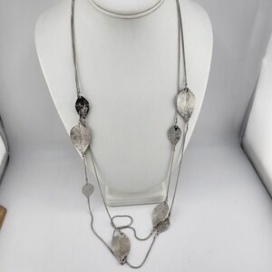 Howard's Silver Tone‎ Double Strand Leaf Necklace